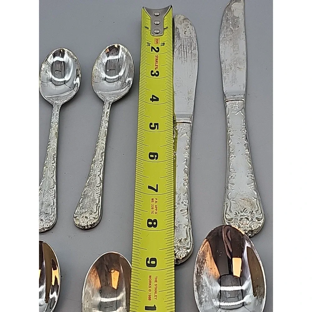 WM Rogers Son Silverplate Silverware Flatware Set Enchanted Rose 19 Pcs 4 Knives